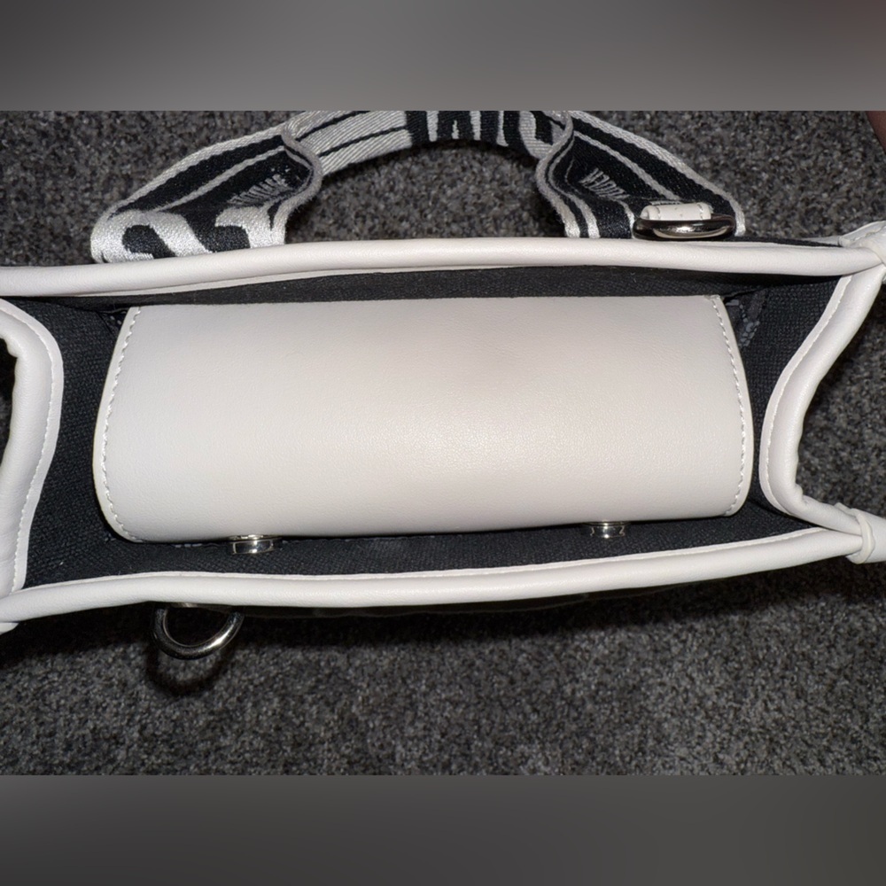 Steve Madden black and white mini tote with crossbody strap - Picture 7 of 10